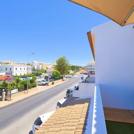 Stunning With Terrace Apartment *