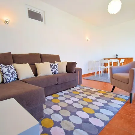 Stunning With Terrace Apartment
